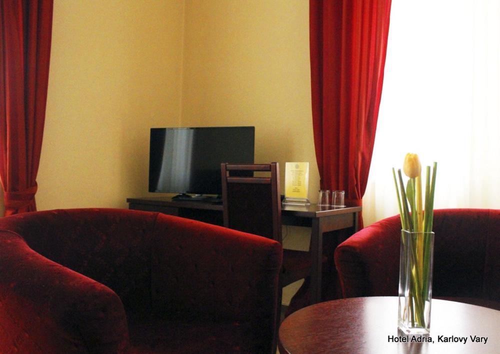Hotel Adria Karlovy Vary Bagian luar foto